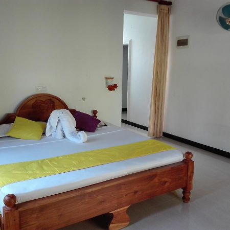 Sampath Villa 알루스가마 외부 사진
